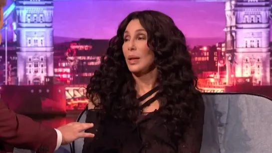 Cher & Meryl Streep Once Saved a Woman In Distress