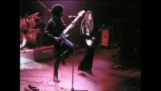 THIN LIZZY - Don't Believe A Word   (1976)