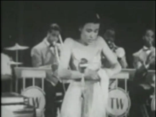 LENA HORNE  -  Unlucky Woman (Born on a Friday) ( 1941)