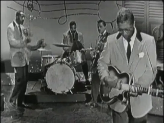 BO DIDDLEY - Bo Diddley  (1955)