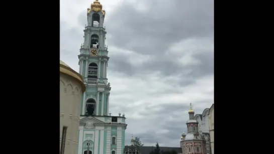 В Свято-Троицкой Сергиевой лавре. Взгляд изнутри. Взгляд изнутри подразумевает два измерения: монастырь и внутренний мир человек