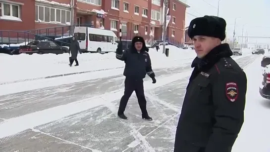 Главы ямальских городов и районов поздравили женщин с праздником. Злой Ямал