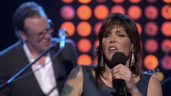 Beth Hart and Joe Bonamassa - Close To My Fire