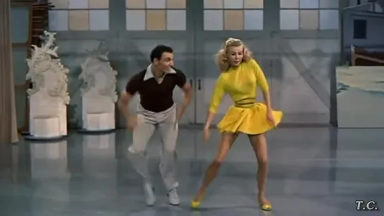 Step Back In Time - Old School Dance Mashup...