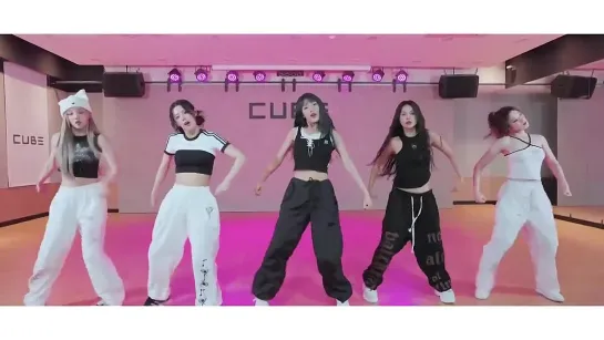 Y2Mate.is - (여자)아이들((G)I-DLE) - 퀸카 (Queencard) Choreography Practice Video-pKCaXYYwGjw-720p-1658582978651