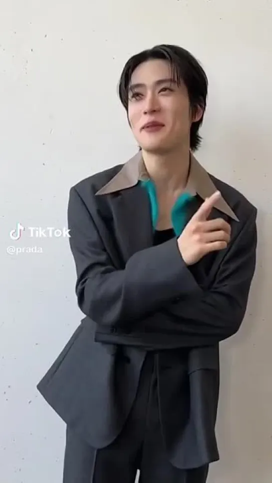 230619 prada Tiktok