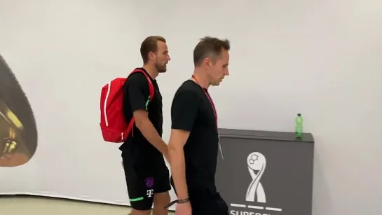 Harry Kane leaving the stadium