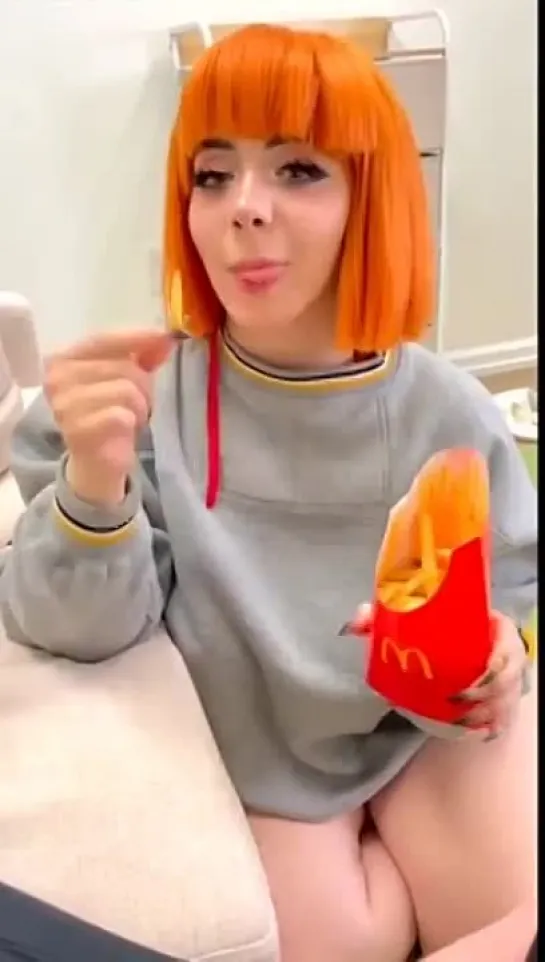 [Piece] Momokun - McDonalds Mommy