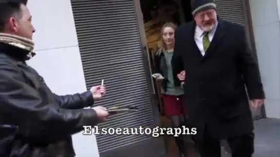 Saoirse Ronan signing autographs @ The Crucible - 07.2016