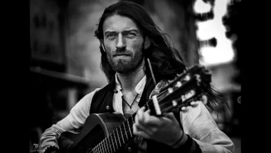 Estas Tonne - Internal Flight