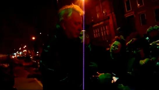 Alan Rickman signing autographs. BAM NY 2011 (1).mp4