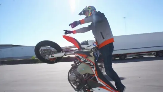 KTM SUPERMOTO STUNTS 450 EXC Freeride E 2015 | Стантрайдинг