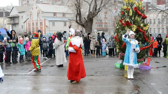 Праздничная программа "У зимних ворот игровой хоровод"