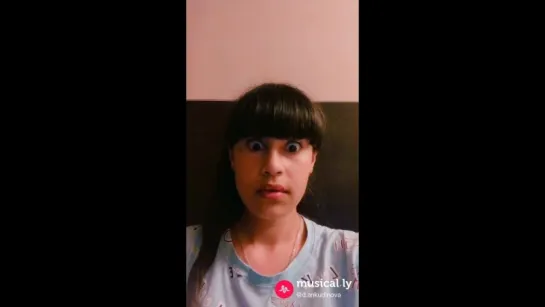 Диана осваивает пространство musical.ly