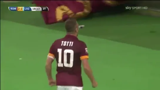 Francesco Totti Goal and selfie