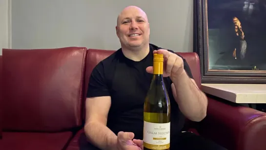 18+🥂🇨🇱Представляю вашему вниманию обзор на "Cellar Selection Chardonnay, Santa Carolina, 2019 г." из Чили.