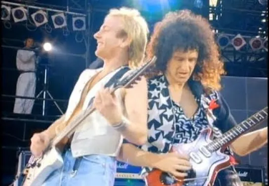 Def Leppard & Brian May - Now I’m Here (Tribute To Freddie Live At Wembley Arena, London) (1992)