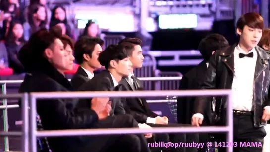 [HD] 141203 EXO Reaction to BTS perf (Danger) @ MAMA 2014 in Hong Kong