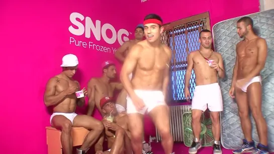 CAZWELL - The Snog Shop SNOG Commercial