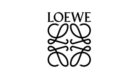 loewe presents jodie comer in ‘either way’