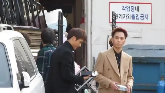 141109 Beast leaving Inkigayo