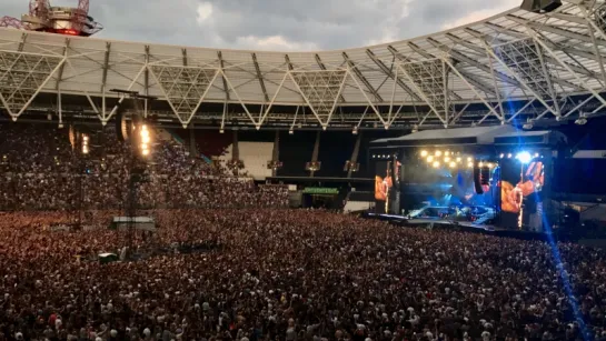 Guns'n'Roses at London Stadium 2017