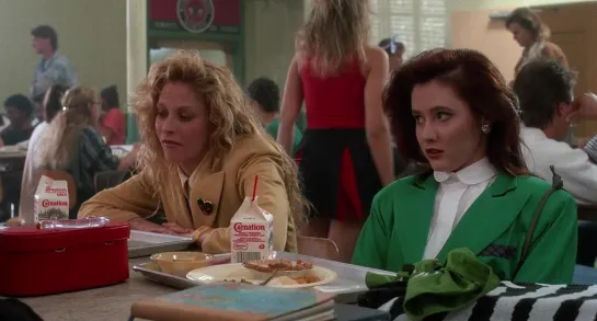 Смертельное влечение / Heathers (1988) 18+