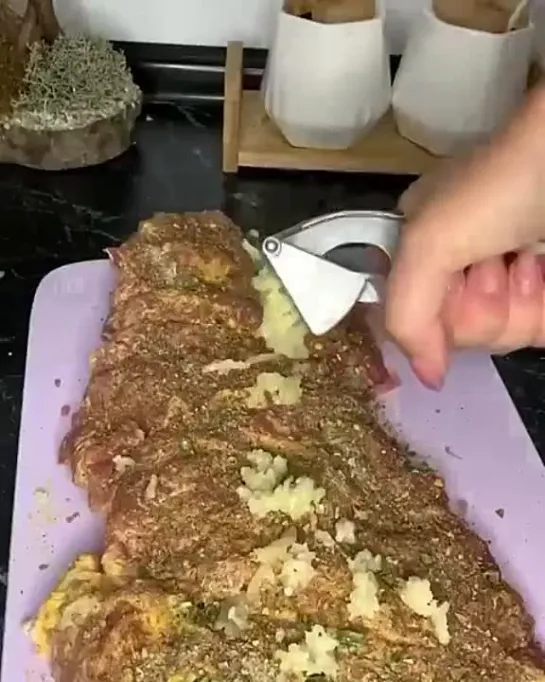 Мясной рулет