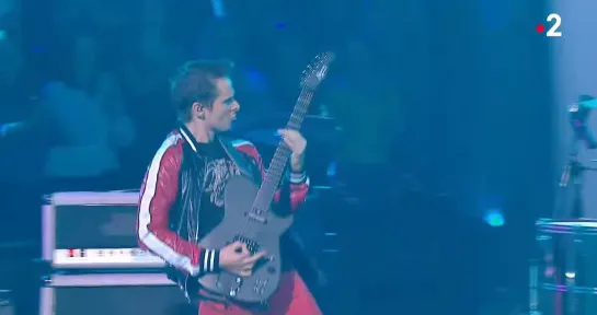 Muse — Pressure (Live @ Taratata 2018)