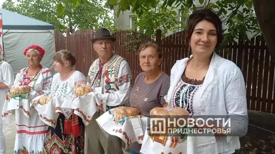 Фестиваль ремёсел «Мештер фаур» в Гоянах (Дубоссарский район) собрал творческие коллективы из Приднестровья и Молдовы. Сегодня б