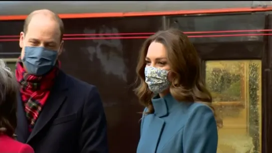 Prince William and Kate Welcomed to Edinburgh By Bagpipes on Royal Train Tour