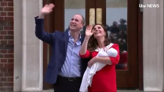 The Duke and Duchess of Cambridge introduce the royalbaby to the world