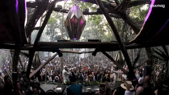 DAMIAN LAZARUS - sunrise set at Day Zero