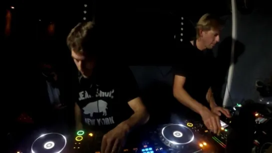 Groove Armada & Riva Starr - Dj Mag Live set B2B