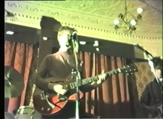 The Servants - She's Always Hiding @ The Crown  Castle, Dalston, UK, October 1985