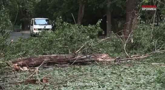 Донецк отходит от шока вчерашних обстрелов, по городу было выпущено почти 300 снарядов.