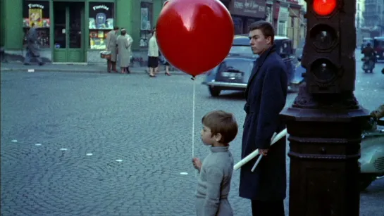 Le ballon rouge (1956) dir. Albert Lamorisse / Красный шар (1956) Режиссер: Альбер Ламорис