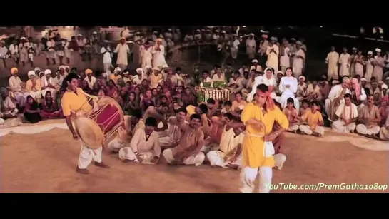 Radha Kaise Na Jale (Lagaan, 2001)