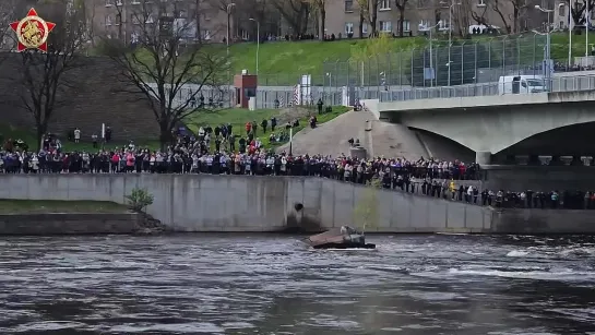 На праздничный концерт, посвященный Дню Победы в российском Ивангороде, пришли и жители соседней Эстонии