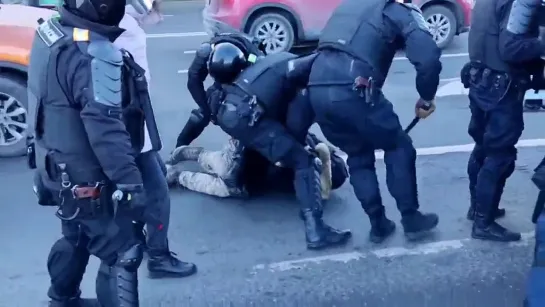 Ужасное задержание в Санкт-Петербурге.