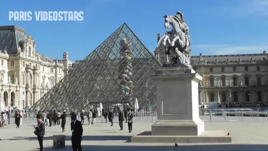 Janet JACKSON @ Paris Fashion Week 4 october 2022 show Louis Vuitton