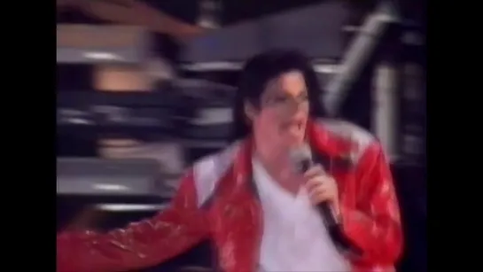 Michael Jackson - Beat It - Live Vocals - History Tour Sydney 1996