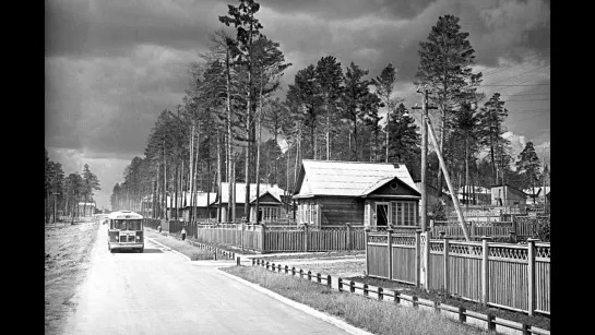 Иду по знакомой дорожке. А.А.Владимирцов, сл. Г.Б.Гридов. П.П.Кадочников и инструментальное трио. 1957.