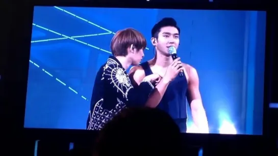 Super Show 5 Manila Siwons closing message (Heechul flirting)