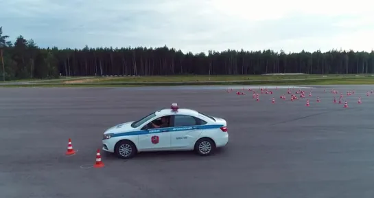 Военные автоинспекторы эффектно показали полицейский разворот