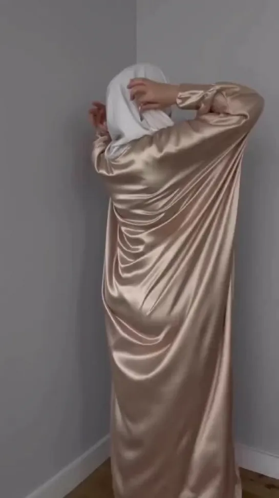 Шикарное атласное платье моей мечты Best satin dress Have you seen a prayer dress as beautiful as Alexandra prayer dress All in