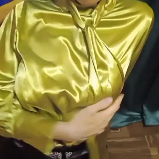 Очень красивая атласная блузочка Very sexy satin blouse