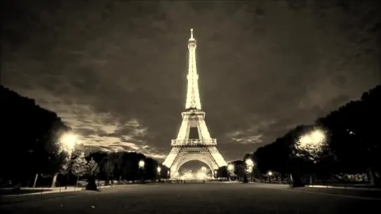 Yves Montand - Sous Le Ciel De Paris