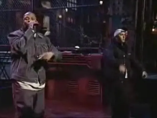 Eminem/Dr.Dre - Forgot About Dre (Live in SNL) (2000)