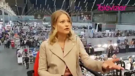 Emilie for  Televizier  about Ouat via YouTube televizier